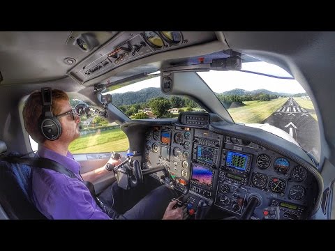 Flight VLOG - Flying Single Pilot in the Mountains