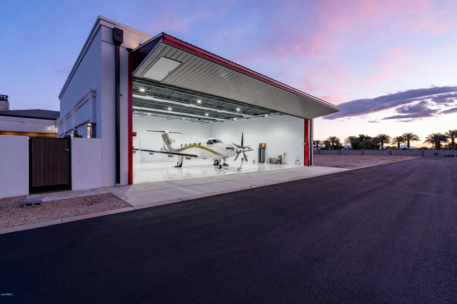 A Pilot's Paradise: 10 Stunning Hangar Homes to Dream Away
