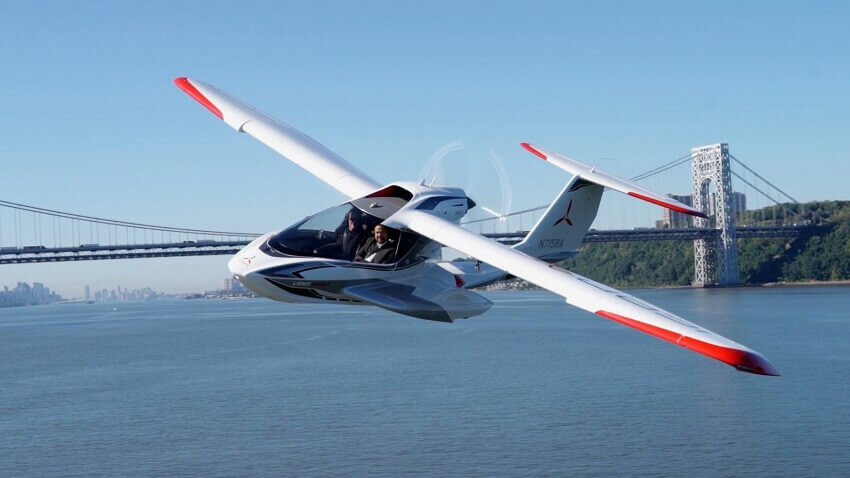 ICON A5  - The 10 Smallest Airplanes Ever Made