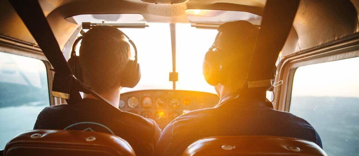 5 Inspirational Aviation Books for Those Wanting to Learn How to Fly - Hangar.Flights