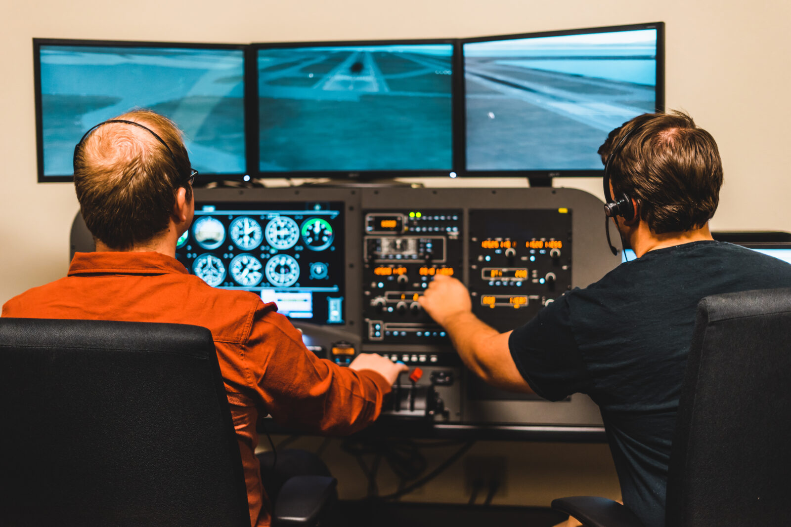 The Best Flight Simulator Software and Hardware in 2024