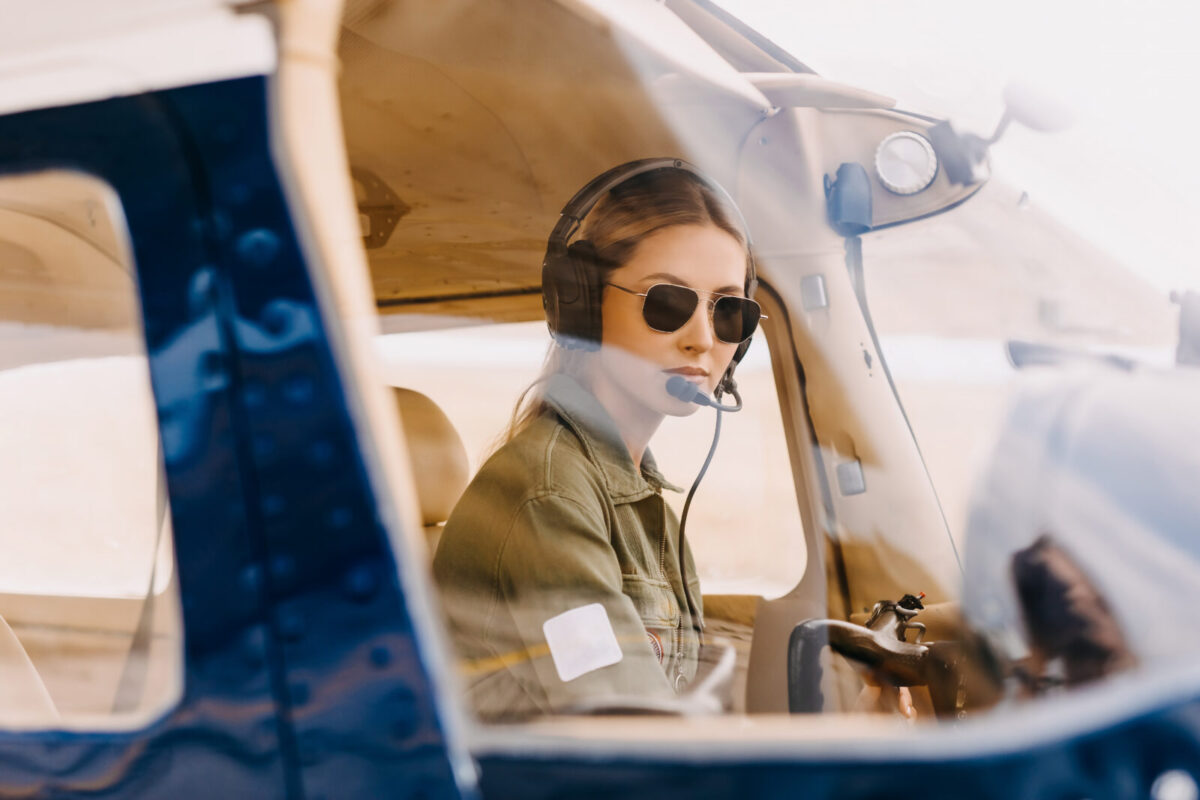 The 13 Best Aviation Headsets in 2023 and How to Pick the Right one