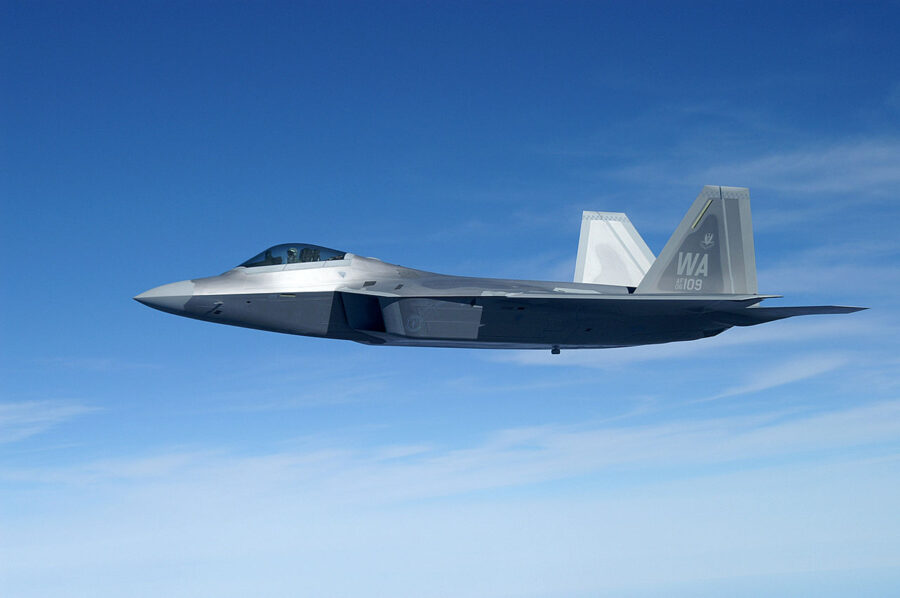 #9. Lockheed Martin F-22 Raptor - 15 of the Fastest Fighter Jets in the World