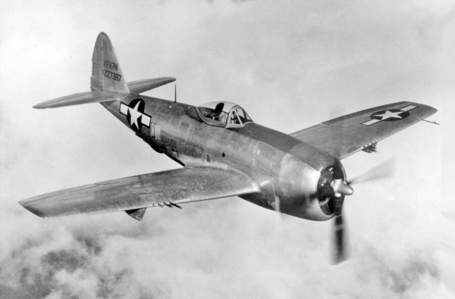 P-47 Jug Thunderbolt Republic Fighter Bomber Metal Model 12" WWII Airplane Decor