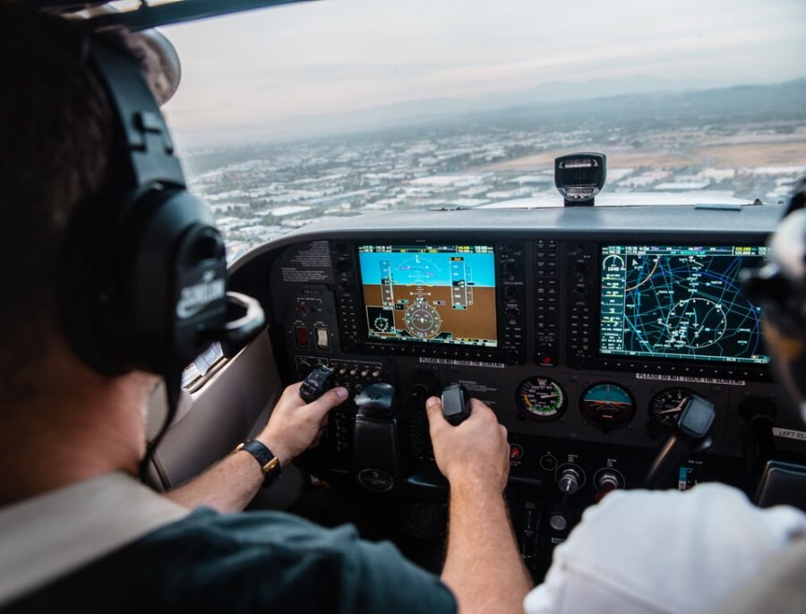 14 Different Types of Pilot Jobs and Their Expected Salaries in 2021 - Flight Instructor