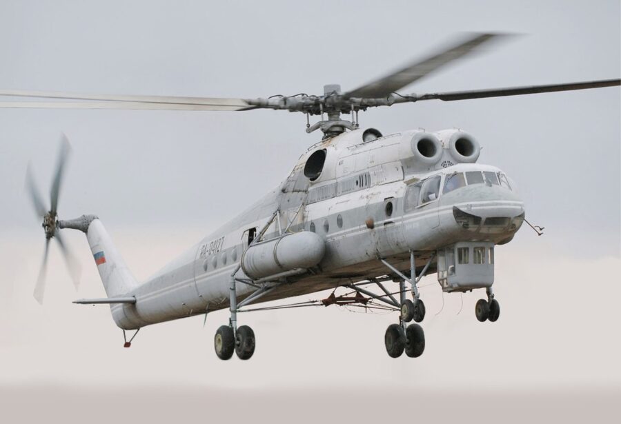 #14. Mil Mi-10 (Harke) - 16 of the Biggest Helicopters in the World