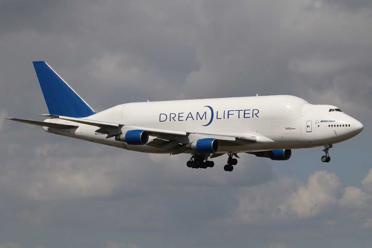 Boeing 747-400 LCF Dreamlifter