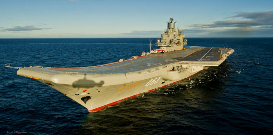 #5. Admiral Kuznetsov - The 10 Largest Aircraft Carriers in the World