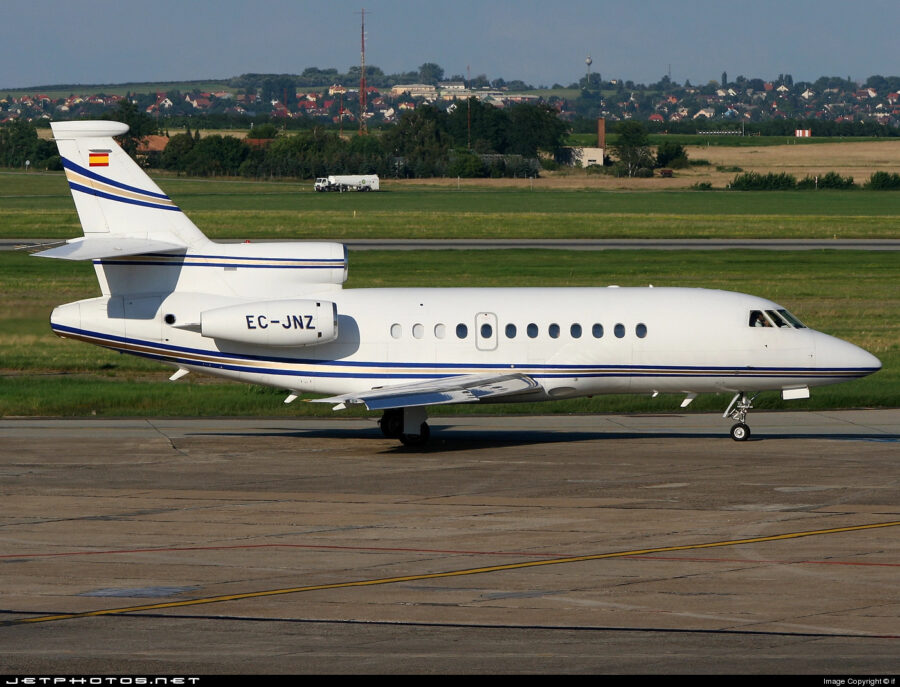 14 Athletes Who Own Private Jets - Fernando Alonso - Dassault Falcon-900C