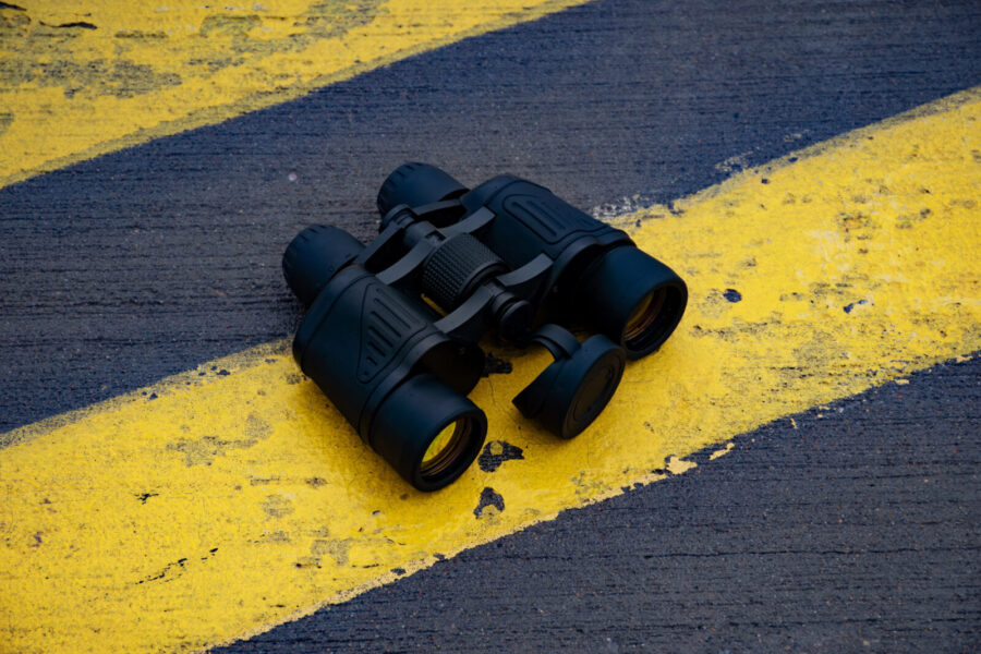 The 10 Best Binoculars for Airplane Spotting